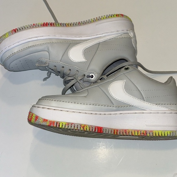 Nike Air Force 1 Jester XX Hidden Floral Details
Size 9 - Picture 13 of 13